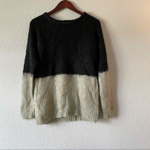 Kimchi blue two toned sweater